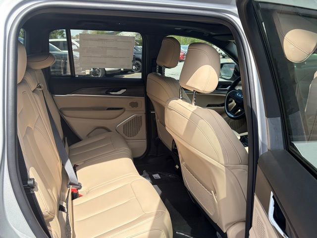 New 2026 Jeep Grand Cherokee Limited AWD/4WD image 34