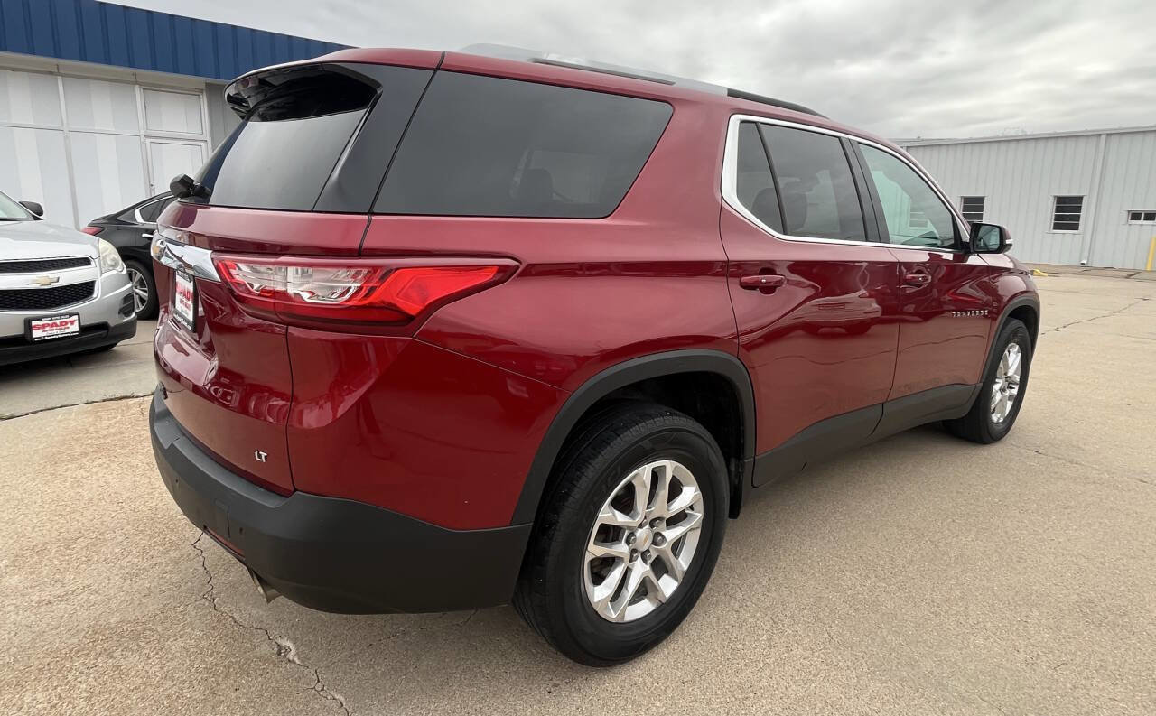 Used 2018 Chevrolet Traverse LT image 7