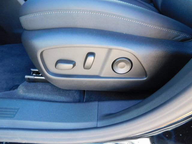 New 2026 Chevrolet Equinox LT w/ Convenience Package II image 13