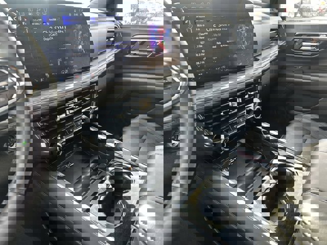 Certified 2025 Chevrolet Tahoe Z71 image 11