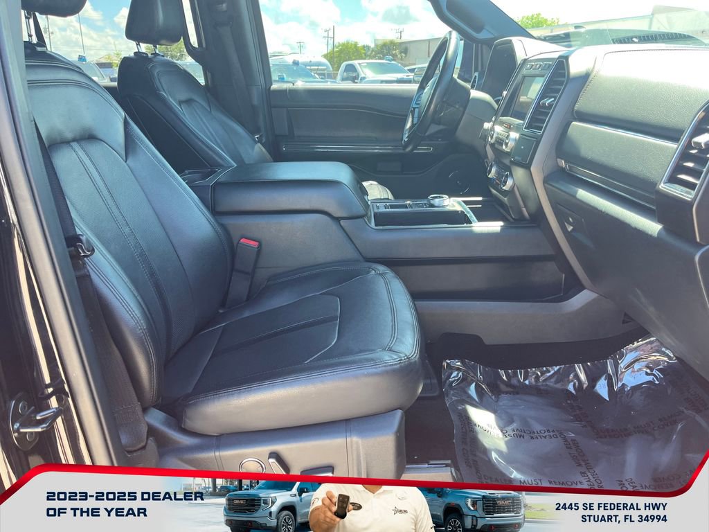 Used 2021 Ford Expedition Max Limited image 21