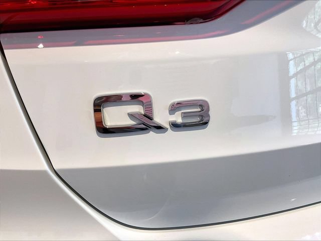 Used 2023 Audi Q3 2.0T Premium w/ Convenience Package AWD/4WD image 33
