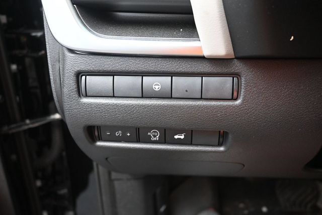 Used 2023 Nissan Rogue SV w/ SV Premium B Package AWD/4WD image 22