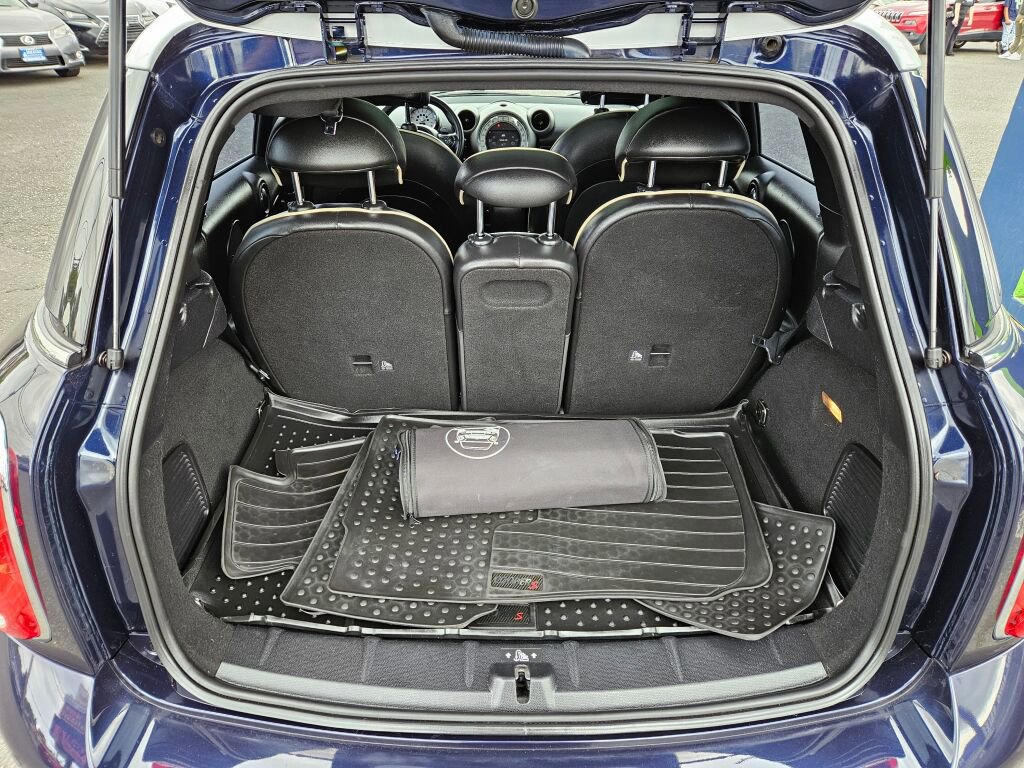 Used 2012 MINI Cooper Countryman S w/ Technology Pkg image 9