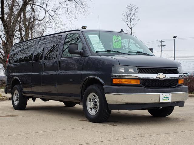 Used 2017 Chevrolet Express 3500 LT w/ LT Preferred Equipment Group image 8
