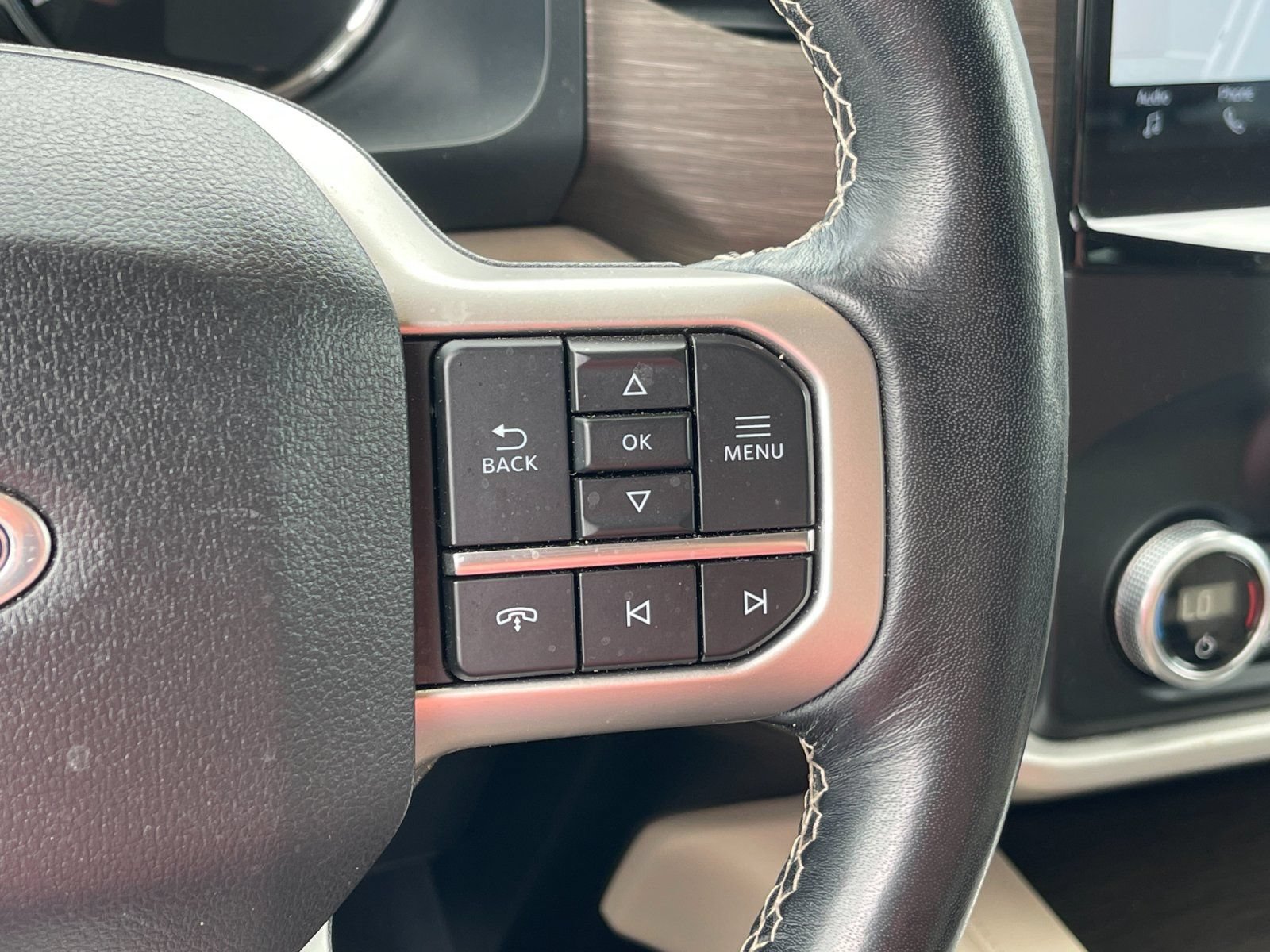 Used 2024 Ford Expedition Max Limited RWD image 30