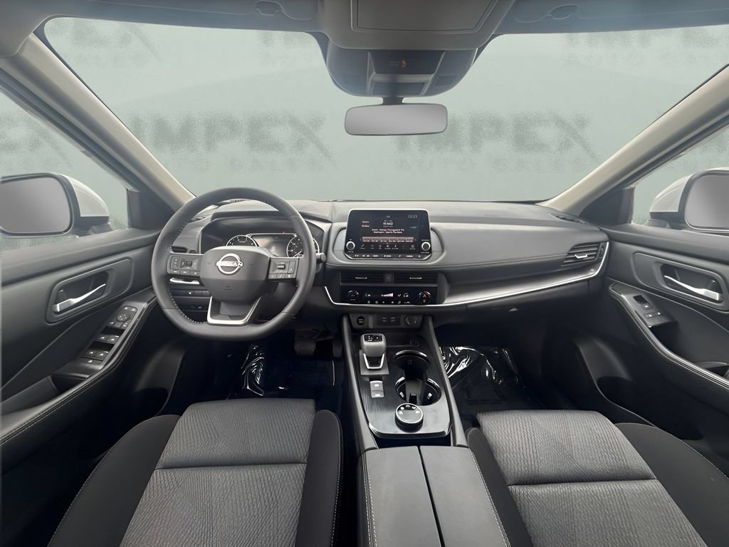 Used 2026 Nissan Rogue SV AWD/4WD image 11