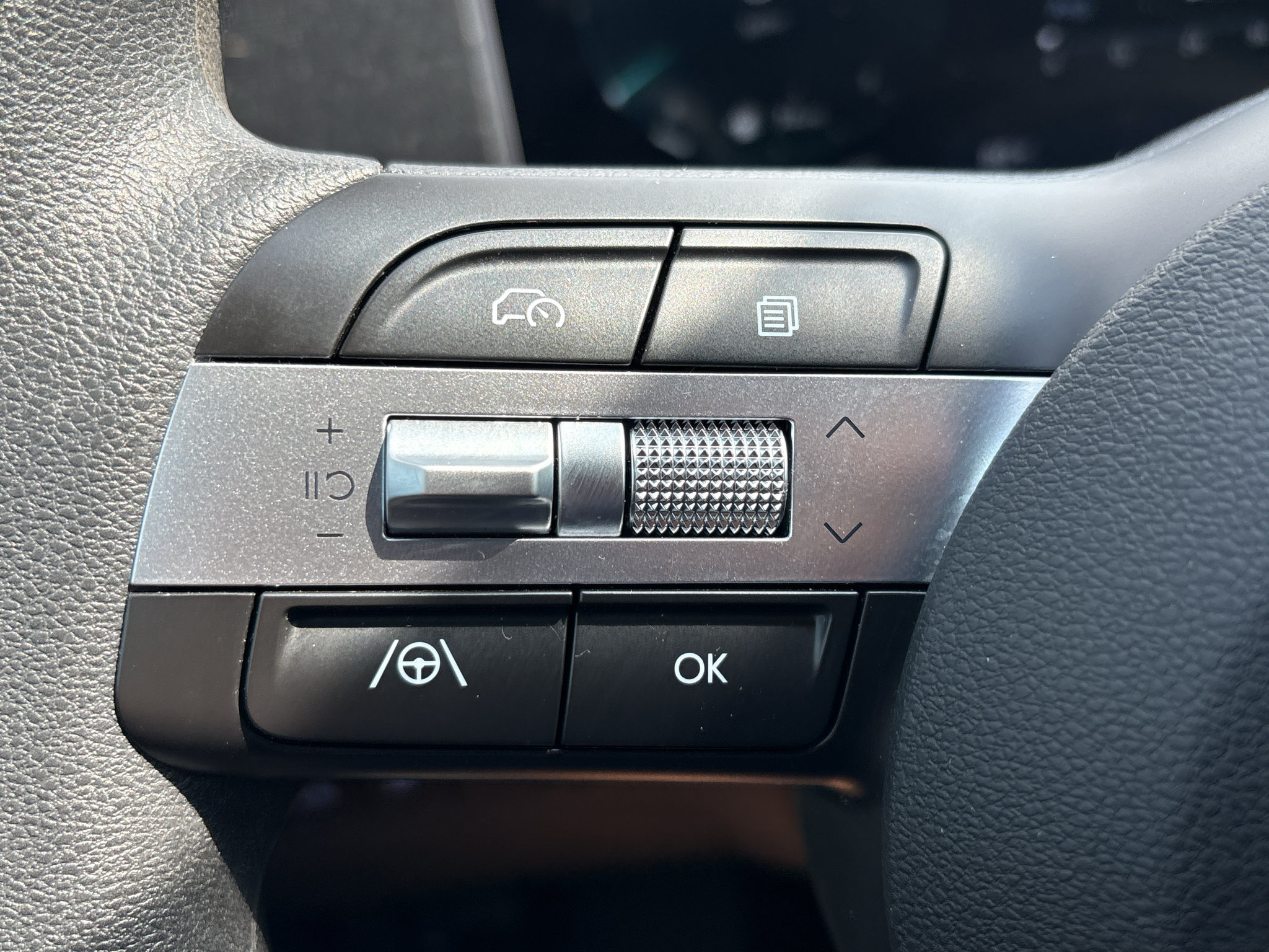 Certified 2026 Hyundai Santa Cruz SEL FWD image 19