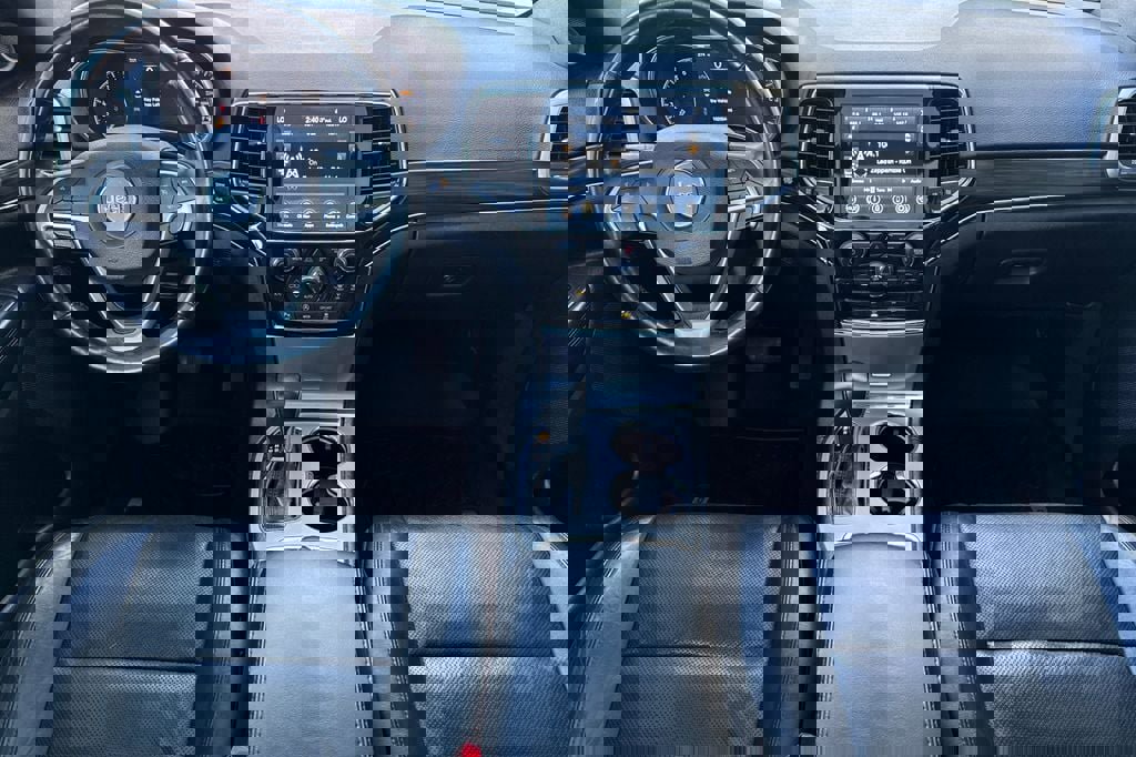 Used 2021 Jeep Grand Cherokee Limited w/ Luxury Group II image 10