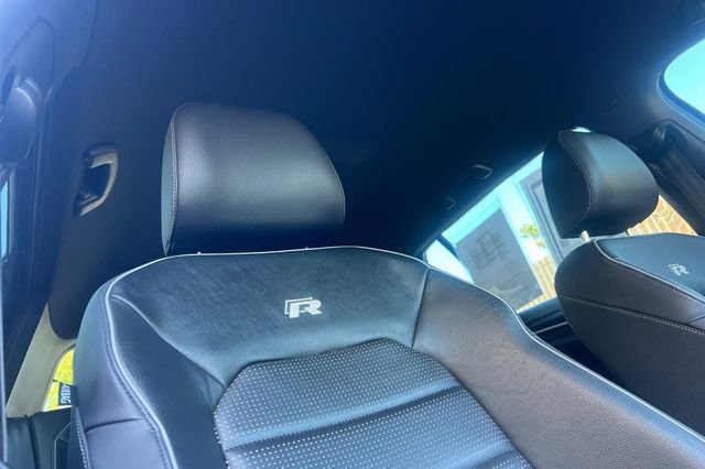 Used 2019 Volkswagen Golf R 4-Door image 19