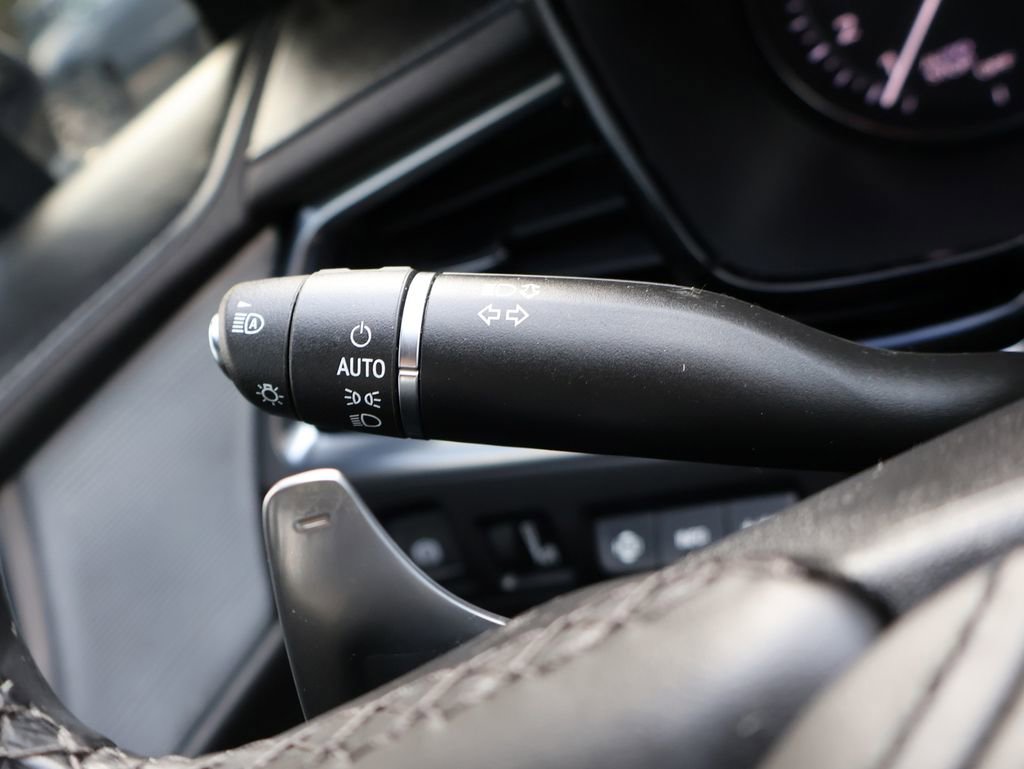 Used 2023 Cadillac XT6 Sport w/ Platinum Package image 46