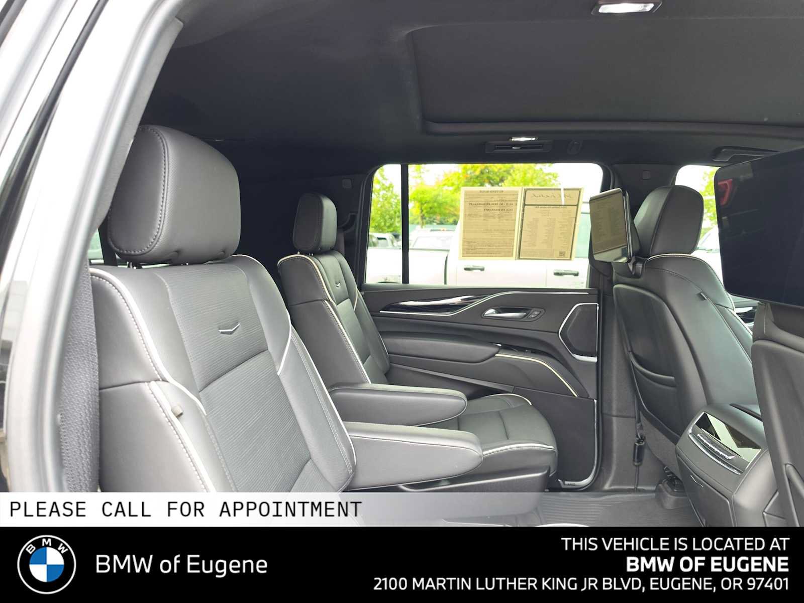 Used 2024 Cadillac Escalade ESV Sport w/ LPO, ONYX Package AWD/4WD image 15