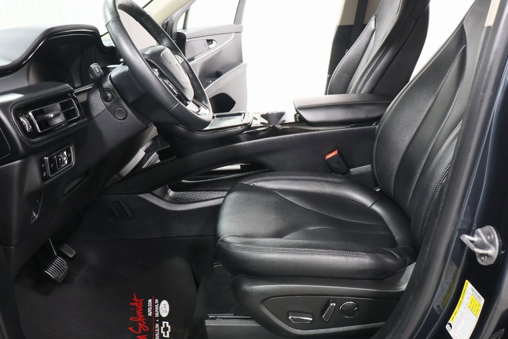 Used 2023 Lincoln Nautilus AWD w/ Premium Package image 21