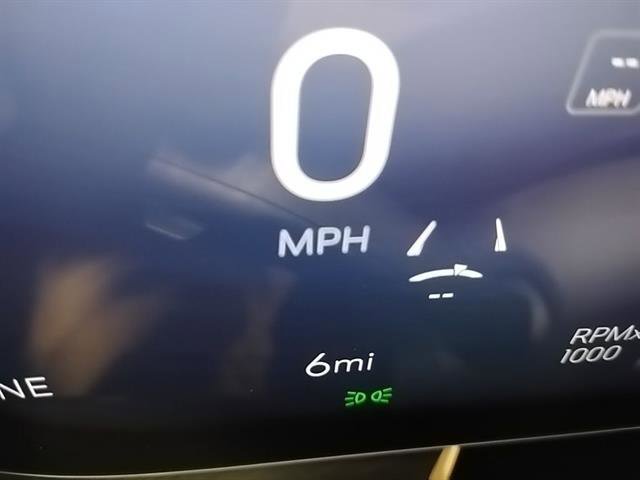 New 2025 Buick Envision Avenir image 22