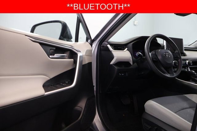 Used 2024 Toyota RAV4 XLE image 9