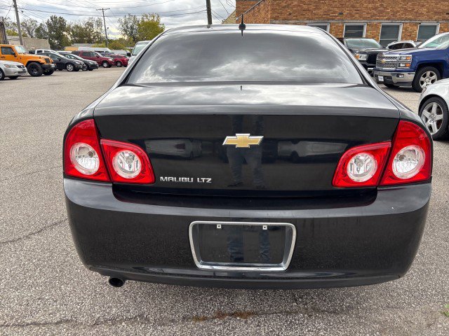 Used 2011 Chevrolet Malibu LTZ image 6
