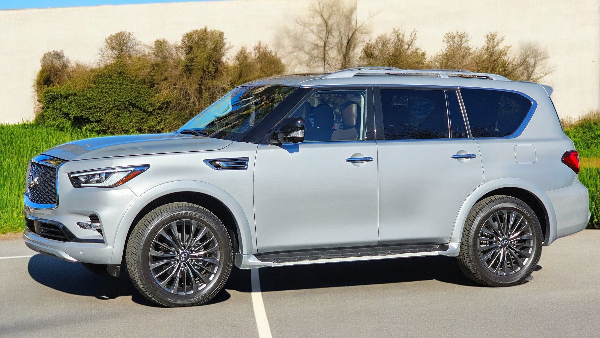 Used 2022 INFINITI QX80 Sensory w/ All-Season Package AWD/4WD image 9