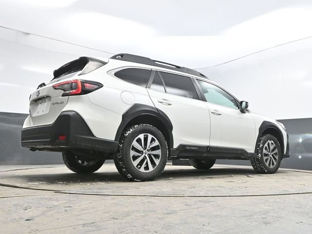 Used 2024 Subaru Outback Premium image 41