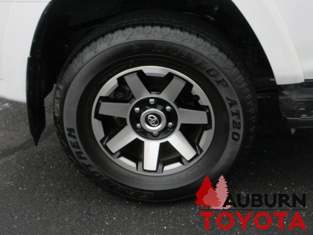 Certified 2024 Toyota 4Runner TRD Off-Road Premium image 5