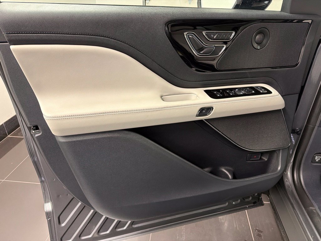 New 2027 Lincoln Aviator Reserve AWD/4WD image 29
