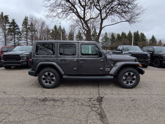 Used 2019 Jeep Wrangler Unlimited Sahara image 2