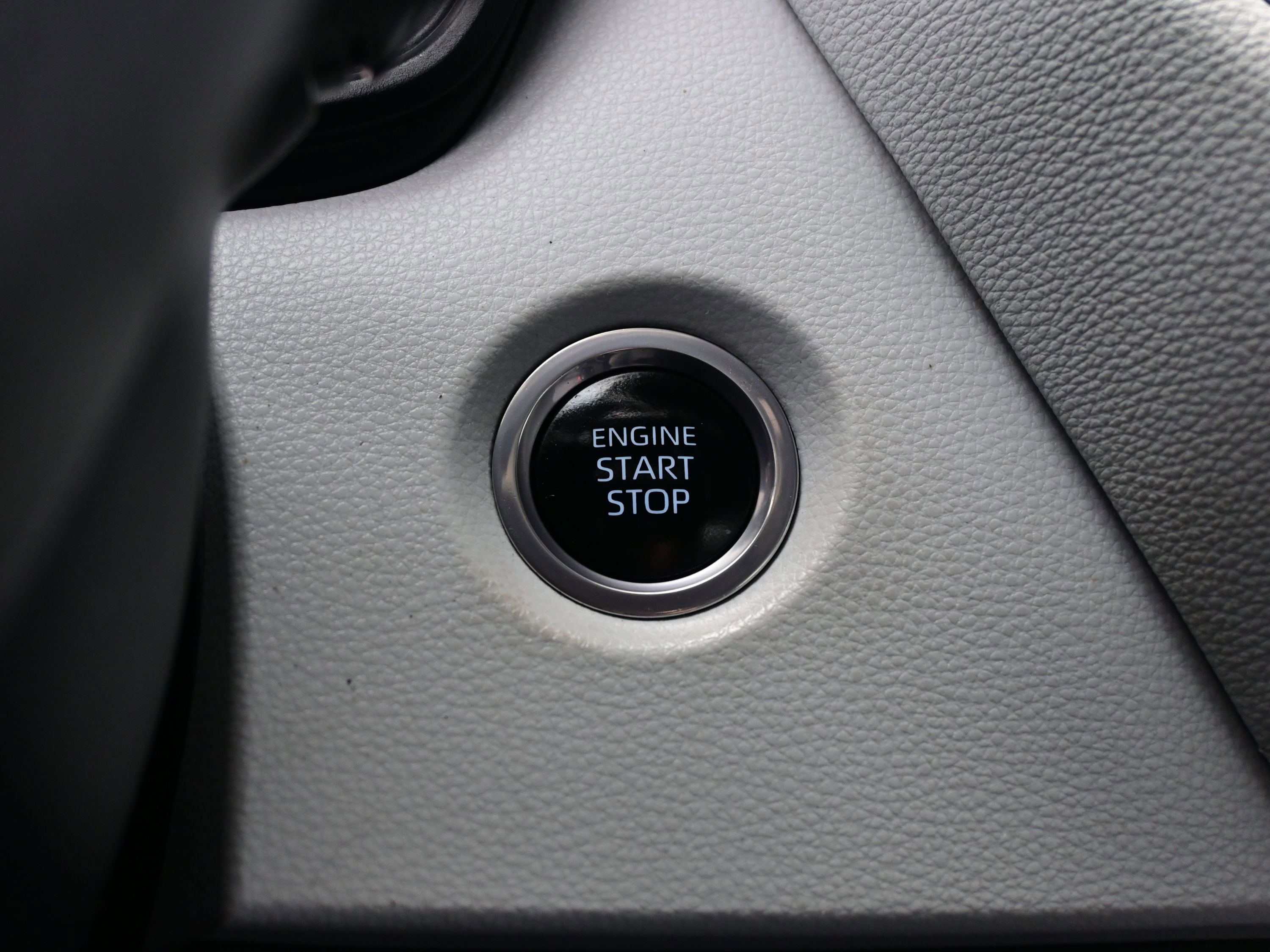 Used 2024 Toyota Corolla SE image 21