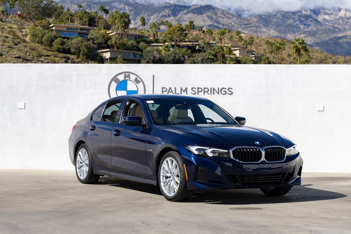 Certified 2023 BMW 330e w/ Premium Package image 2