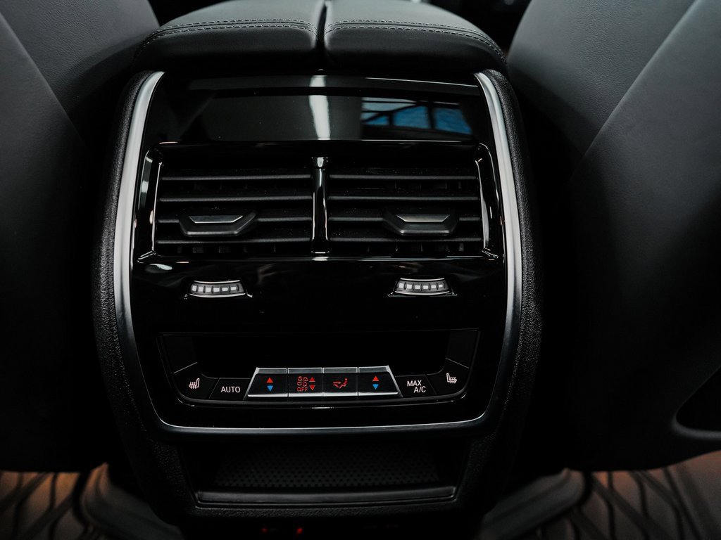 Used 2024 BMW X5 M Competition w/ Executive Package image 34