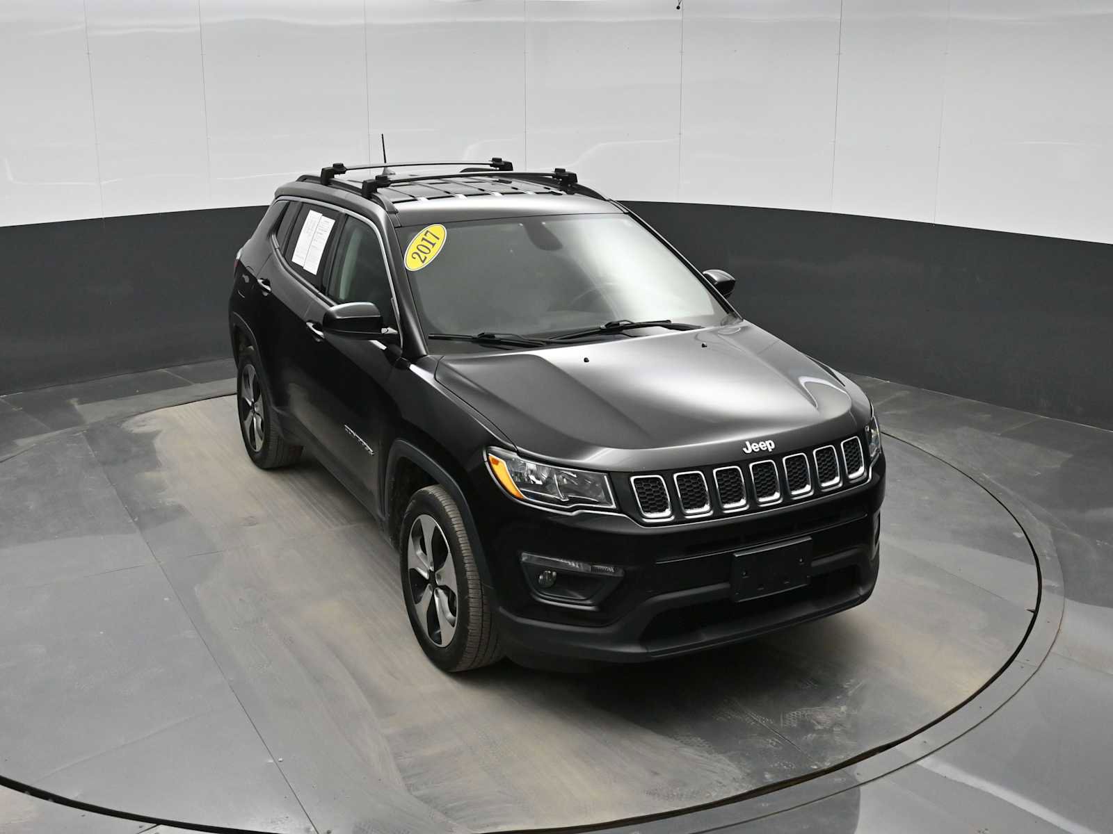 Used 2017 Jeep Compass Latitude w/ Popular Equipment Group image 22