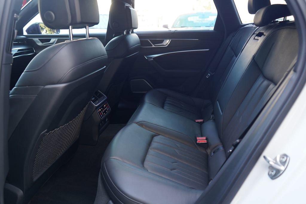 Used 2021 Audi RS 6 w/ Carbon Optic Package image 8