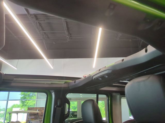 New 2025 Jeep Wrangler Unlimited Rubicon 392 image 15