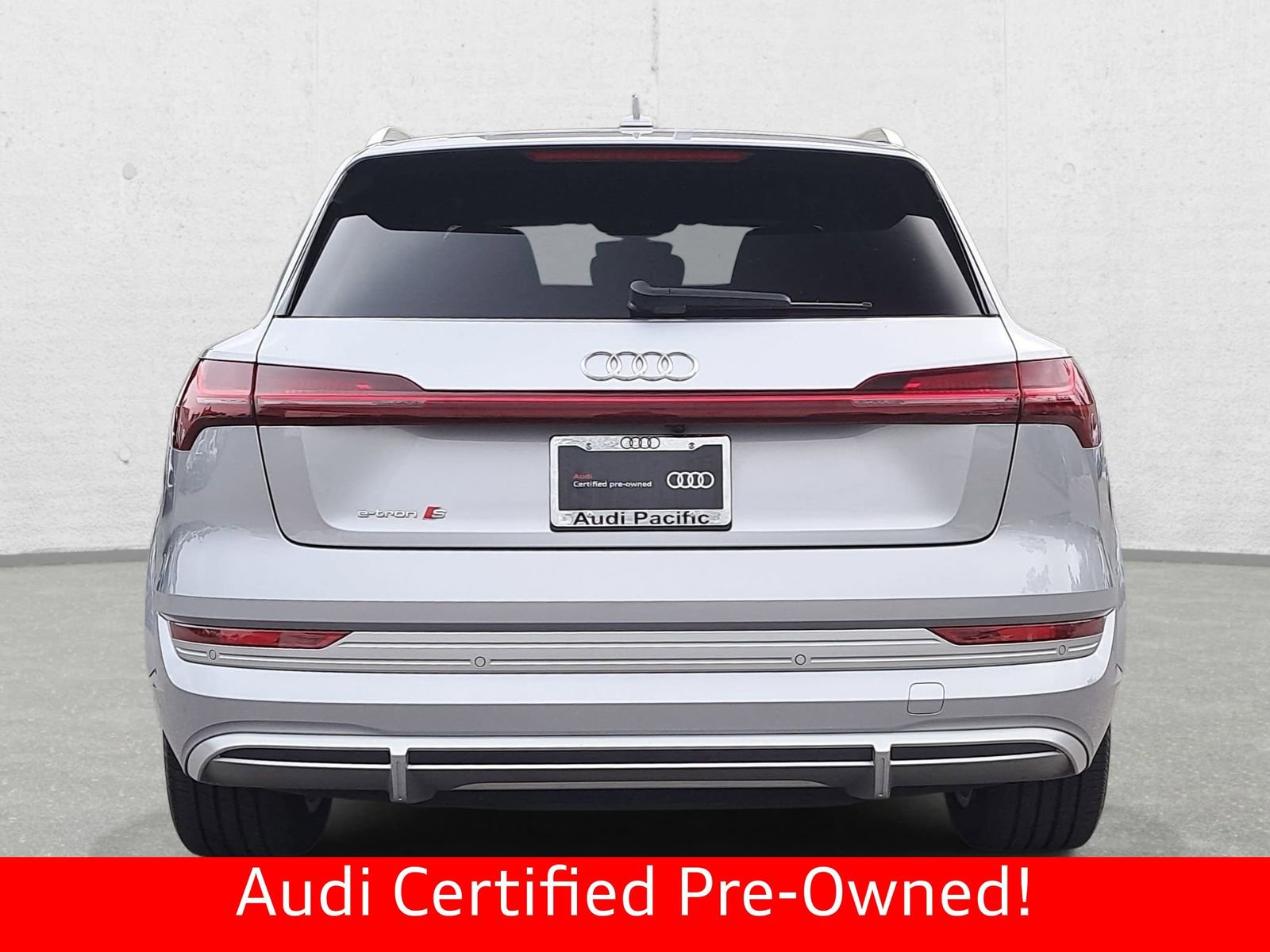 Certified 2023 Audi e-tron S Premium Plus image 6