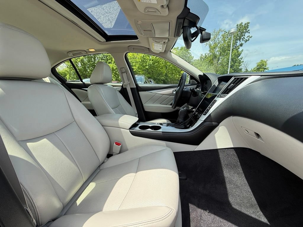 Used 2023 INFINITI Q50 Luxe w/ Cargo Package AWD/4WD image 14