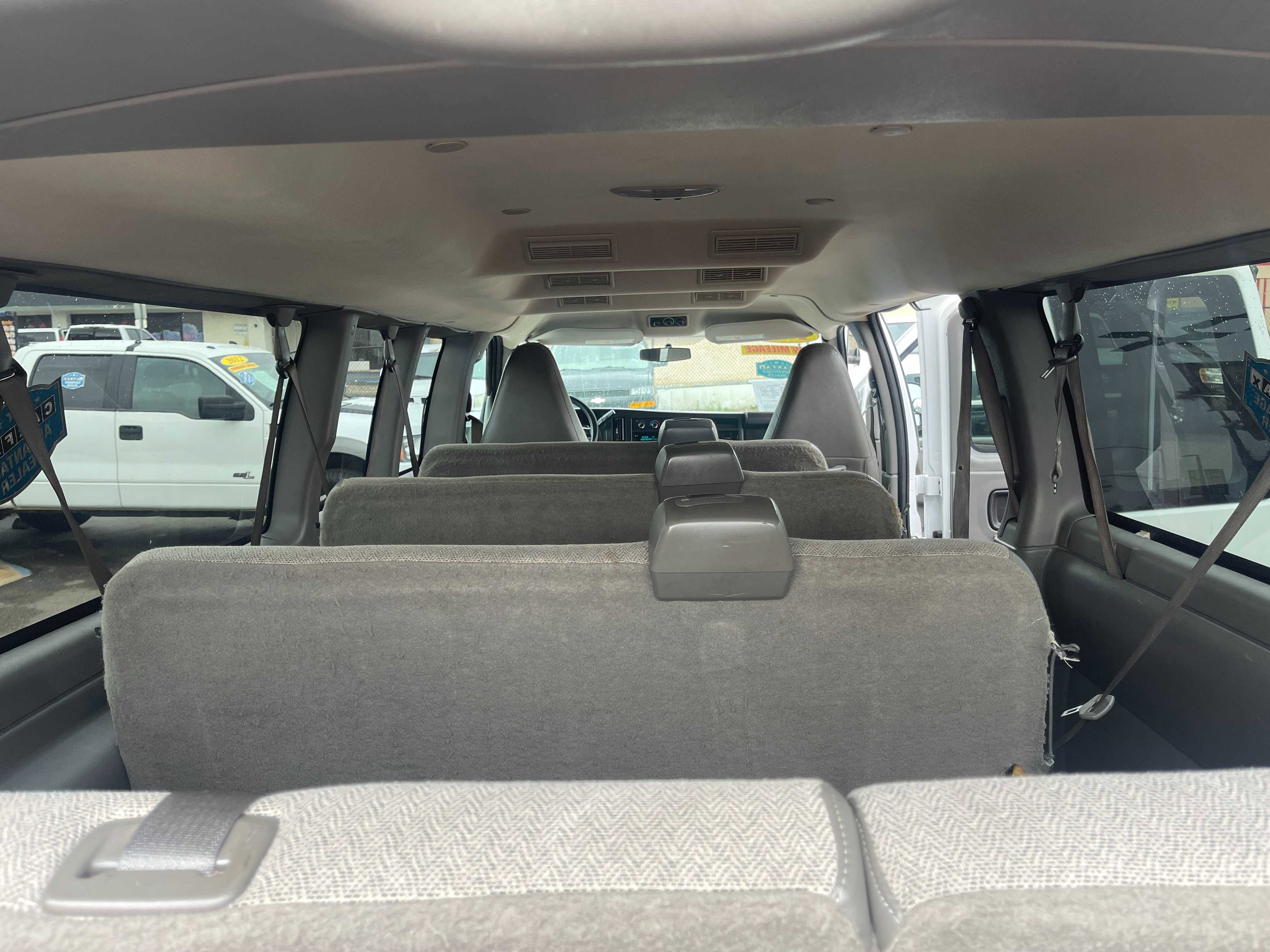 Used 2016 Chevrolet Express 3500 LT w/ LT Preferred Equipment Group image 9