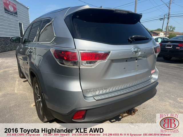 Used 2016 Toyota Highlander XLE w/ Protection Package #3 AWD/4WD image 4
