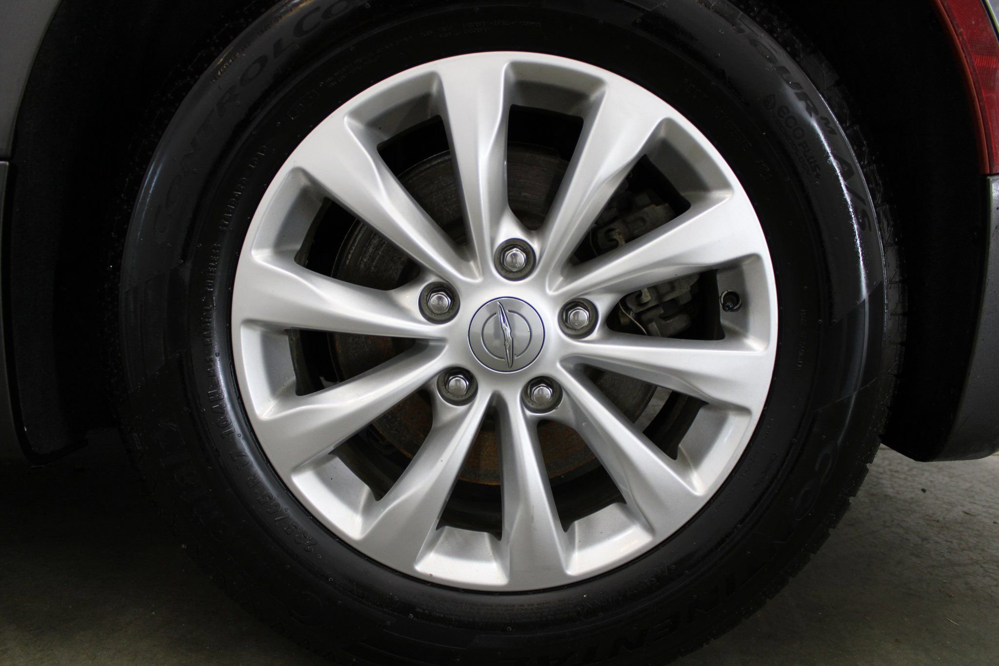 Used 2018 Chrysler Pacifica Touring Plus image 9