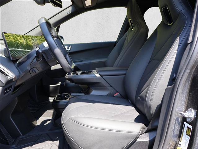 Used 2023 BMW iX xDrive50 AWD/4WD image 21
