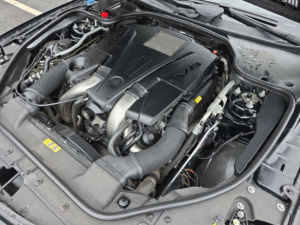 Used 2013 Mercedes-Benz SL 550 image 24