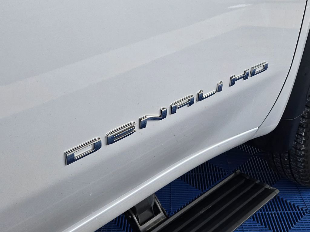 Used 2024 GMC Sierra 3500 Denali w/ Denali Reserve Package image 29