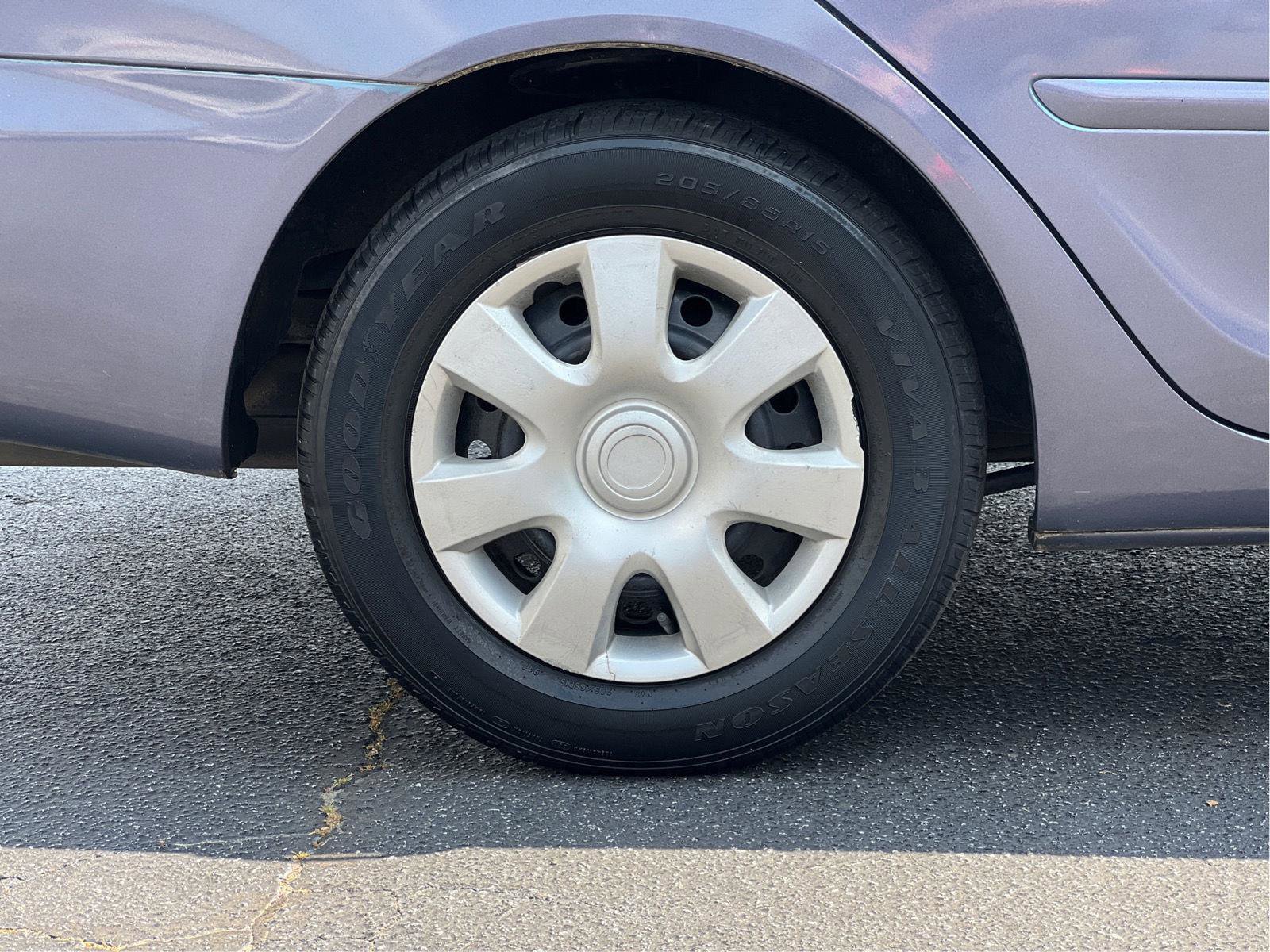Used 2002 Toyota Camry LE FWD image 19