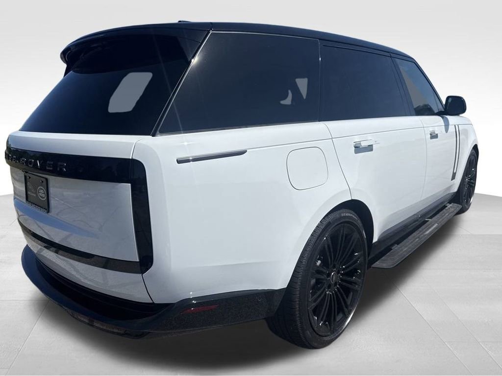 New 2025 Land Rover Range Rover Long Wheelbase SE image 6