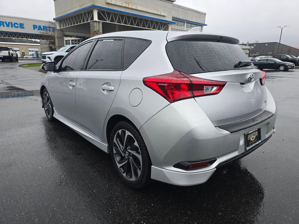 Used 2017 Toyota Corolla iM w/ All-Weather Mat Package FWD image 5