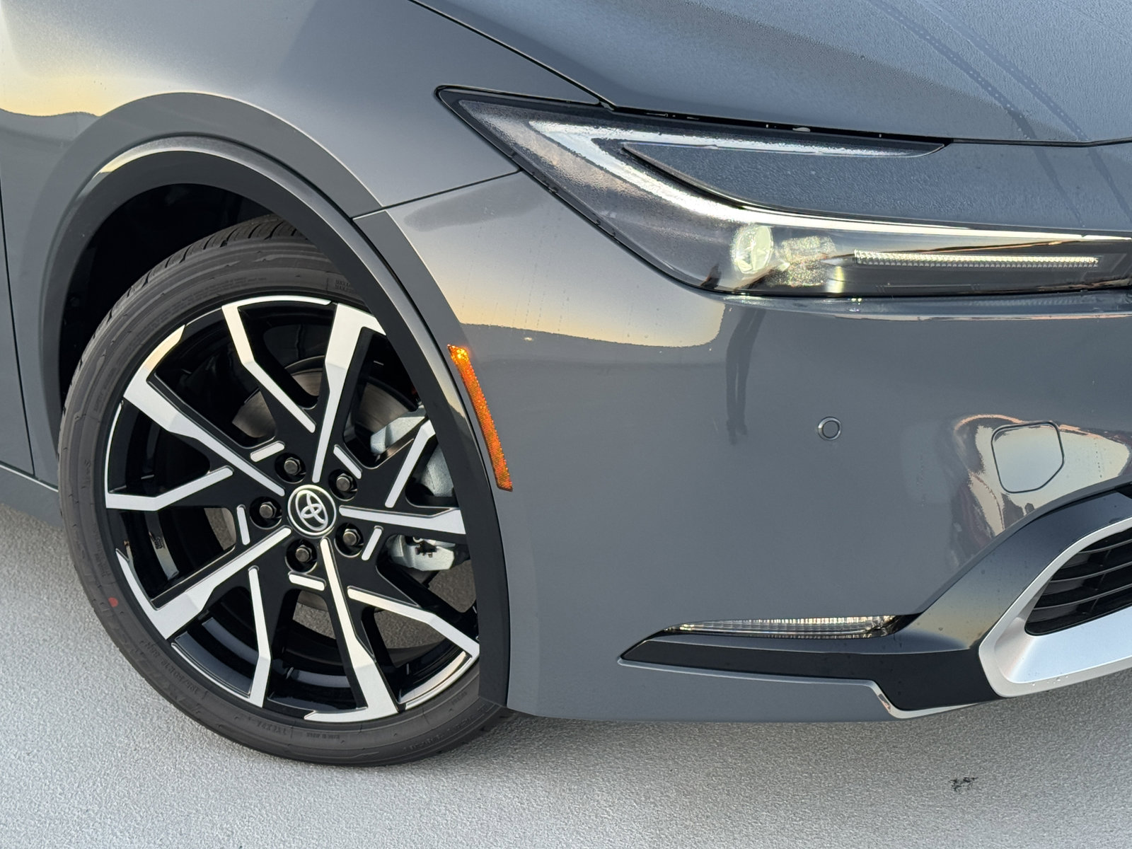 New 2026 Toyota Prius XSE image 10