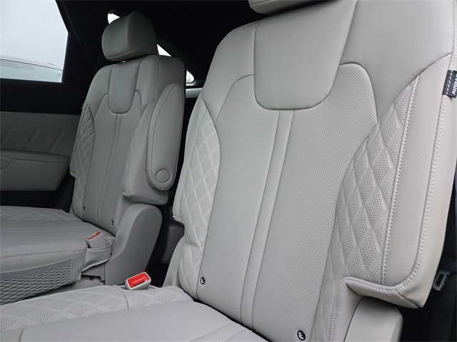 Certified 2025 Kia Sorento SX Prestige image 10