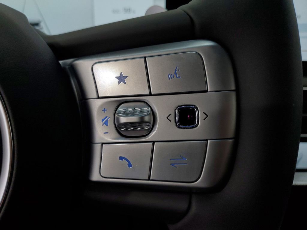 New 2024 Genesis GV60 Advanced image 26