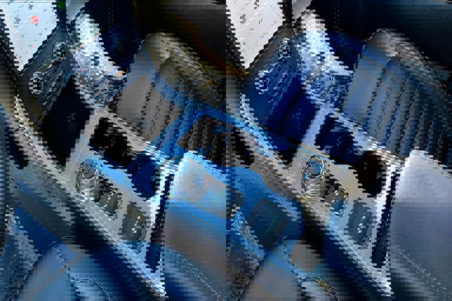 Used 2024 Ford Edge SEL image 18