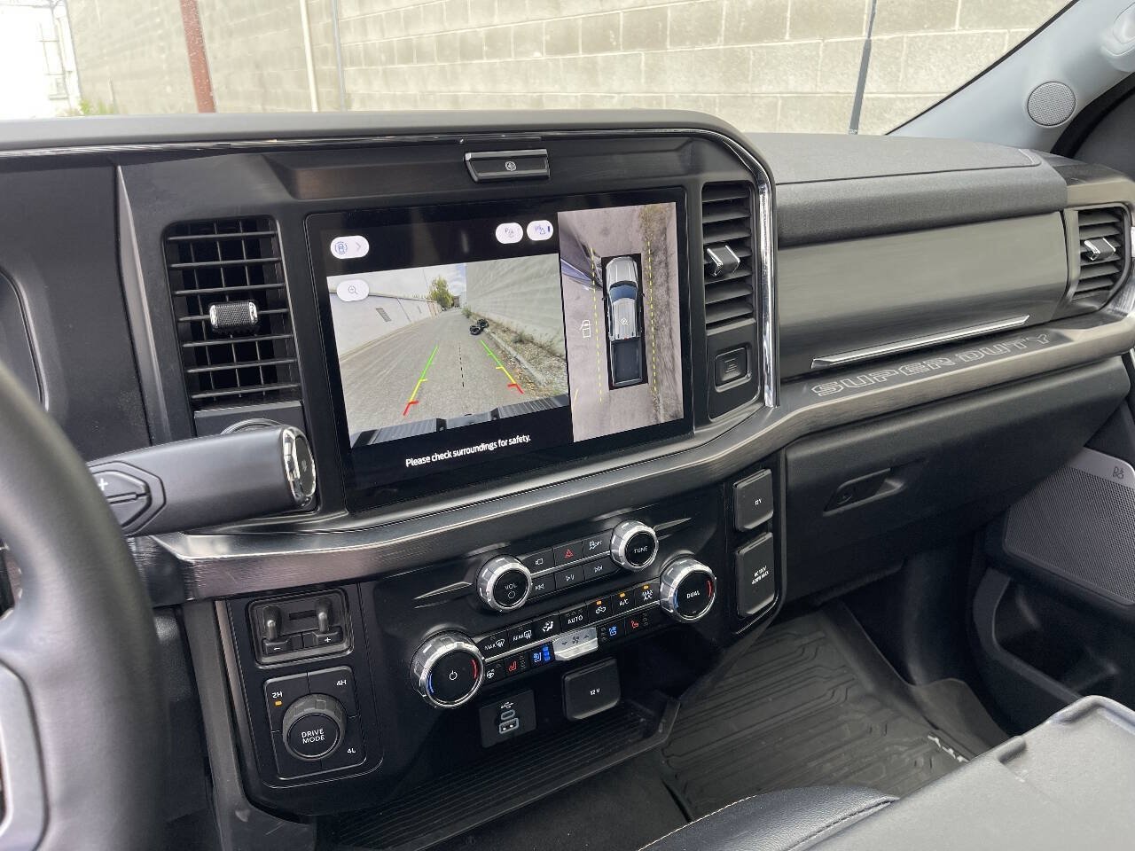 Used 2026 Ford F450 Lariat w/ Lariat Premium Package AWD/4WD image 7