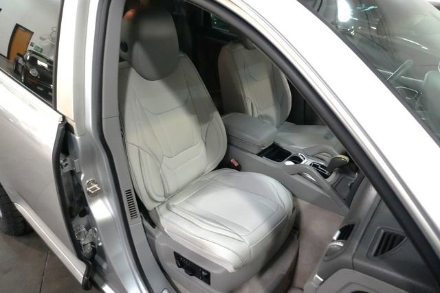 Used 2004 Porsche Cayenne S image 23