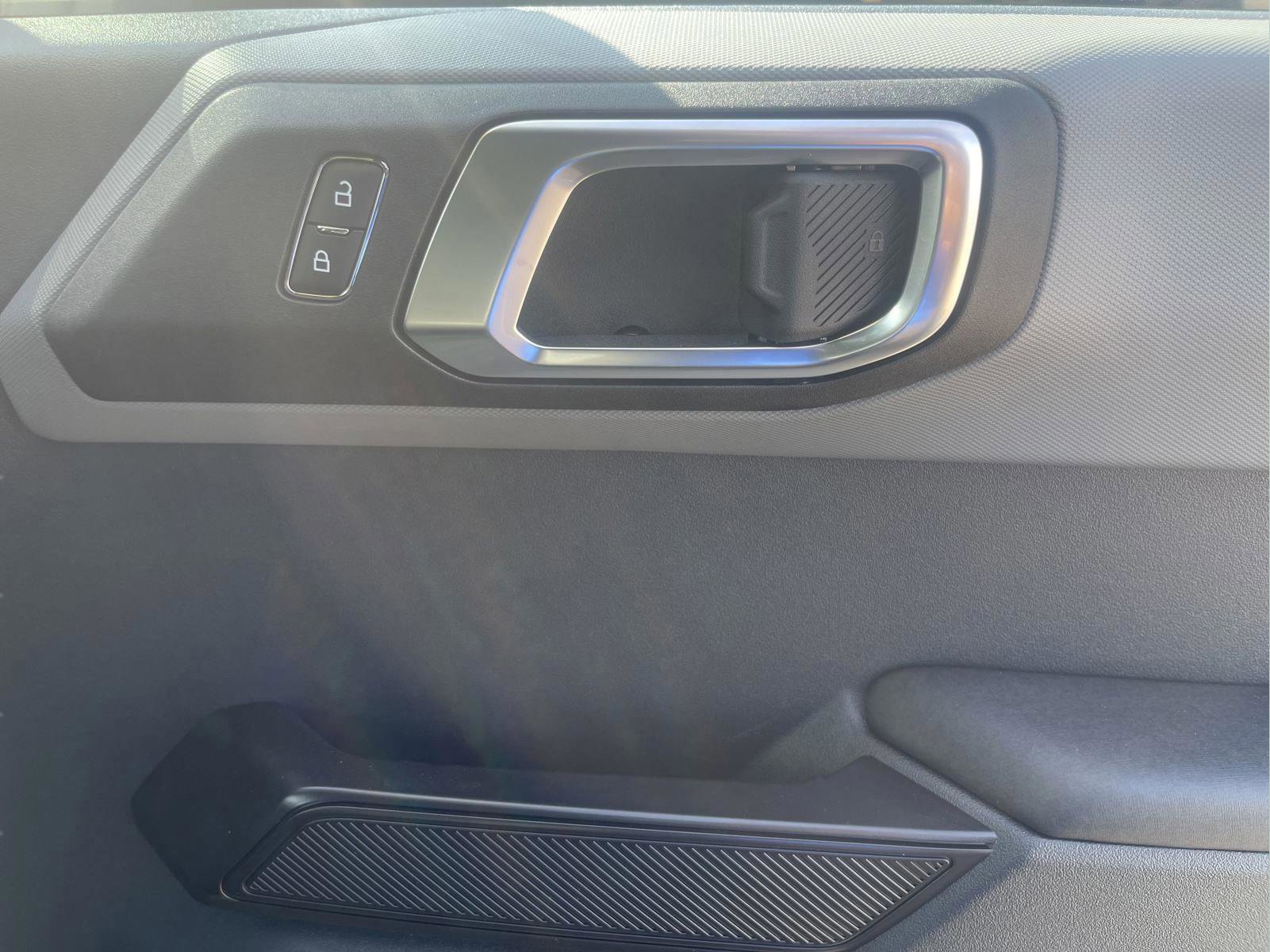 New 2024 Ford Bronco Black Diamond w/ Sasquatch Package image 84