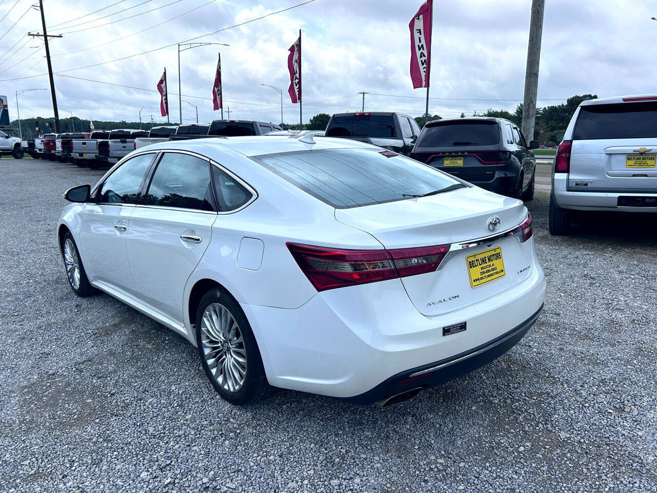 Used 2018 Toyota Avalon Limited image 20